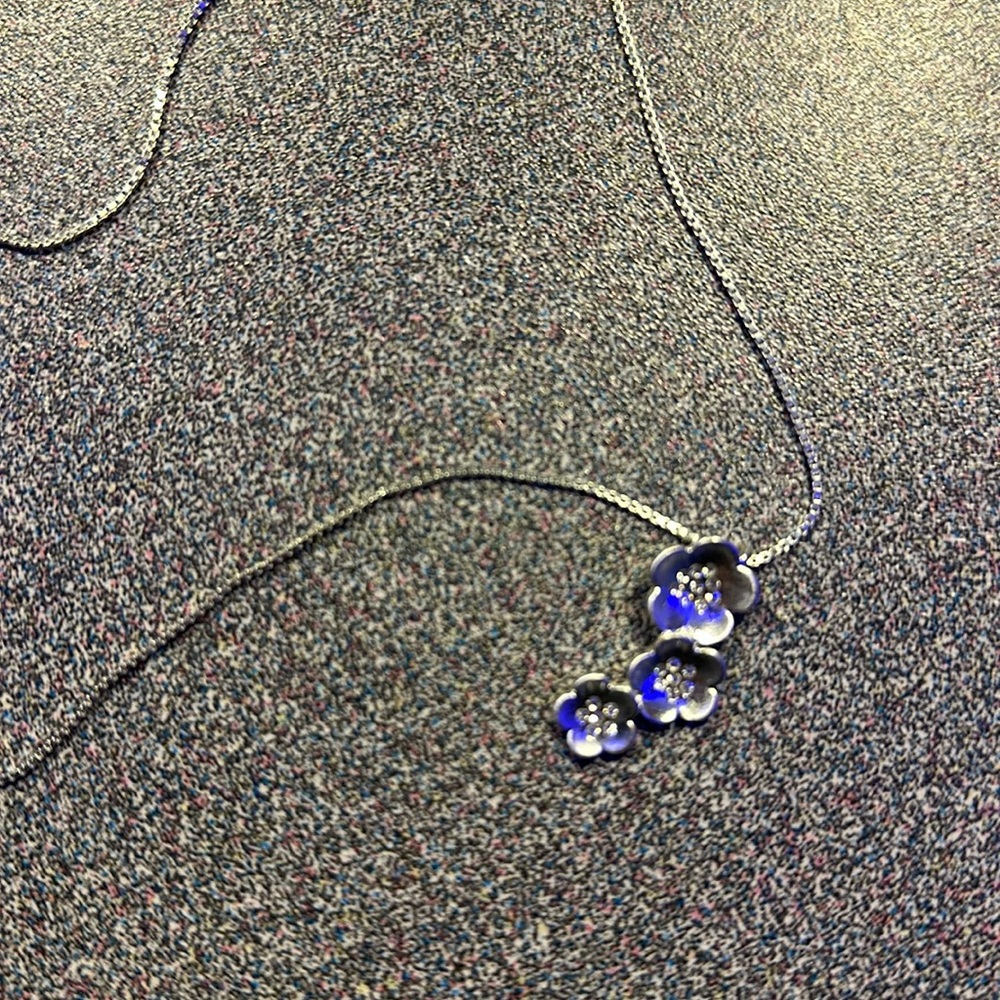 Silver Flower Necklace